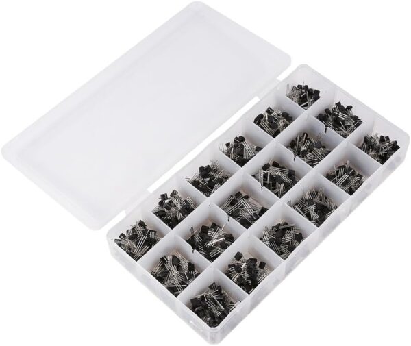 900Pcs NPN PNP TO 92